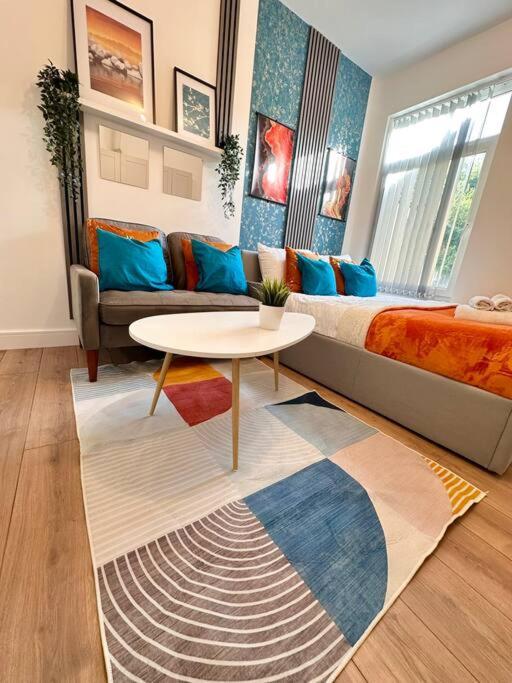 R4 Newly Renovated Luxury Studio In Harborne Lane By Queen Elizabeth Hospital Apartment *