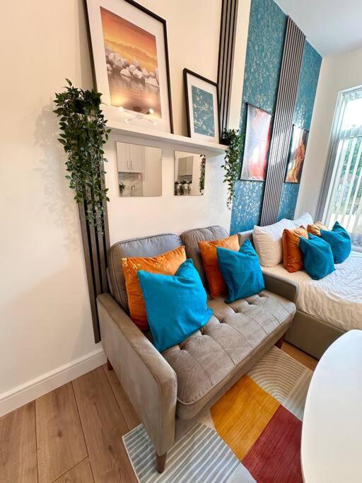 R4 Newly Renovated Luxury Studio In Harborne Lane By Queen Elizabeth Hospital Apartment Birmingham